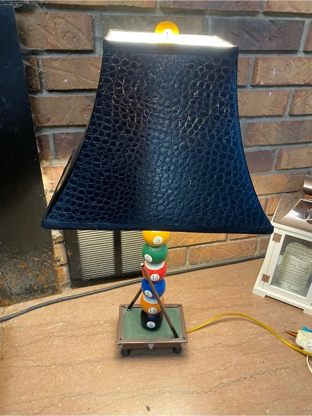 2004 Orion’s Billards Pool Themed Accent Table Lamp Works Great Pool Table